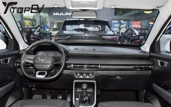 Wuling Alvez interior Wuling Alvez interior