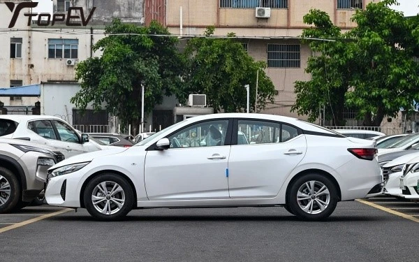 Nissan Sylphy dimensions